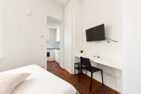 Tiny Apt near Central Station